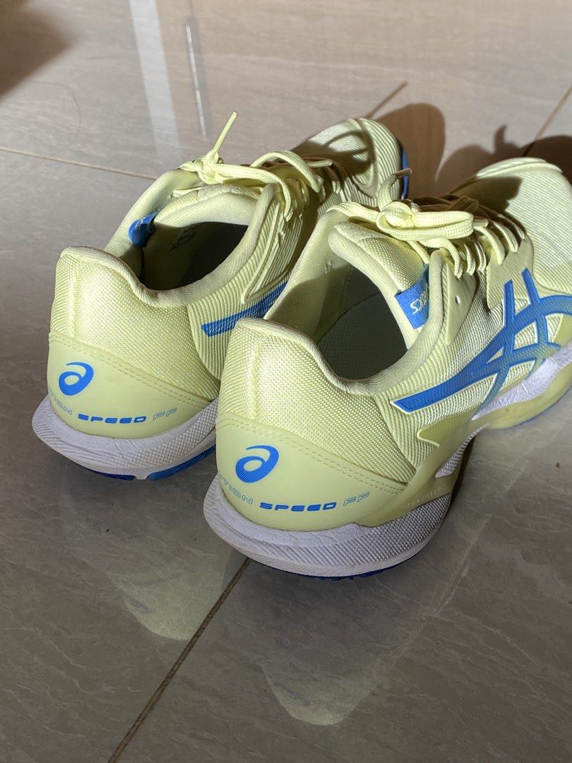 [only used once] Asics SOLUTION SPEED FF 3 Women's Tennis Shoes (Category: Sneakers) located in Singapore. Submitted by yaylo (Listing ID 1434506375, Image 3). Description: - Asics SOLUTION SPEED FF 3 Women’s Tennis Shoes, - Size: Euro 40 / US 8.5 / 25.5cm - Condition: like new, only worn once as not suited to my foot shape - Ideal for tennis and other sports - Please view photos for details.