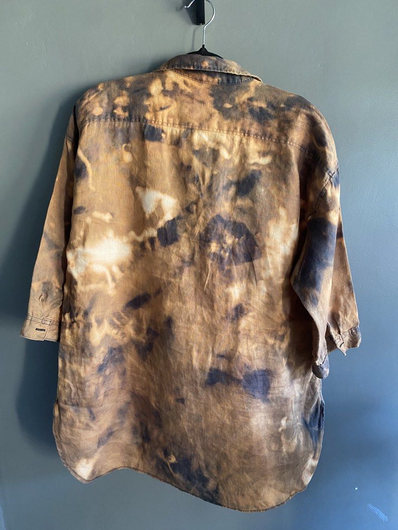 Bleach art linen shirt (Category: Shirts) located in Cebu City. Submitted by janb85 (Listing ID 1434542422, Image 3). Description: 100% linen Muji hq japanese brand Bleached to mimic tie dye effect .