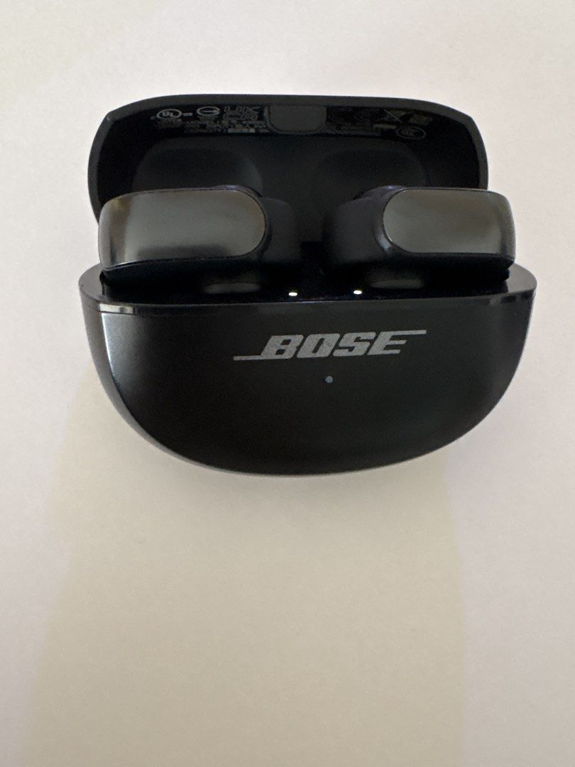 Bose Earbuds with Charging Case