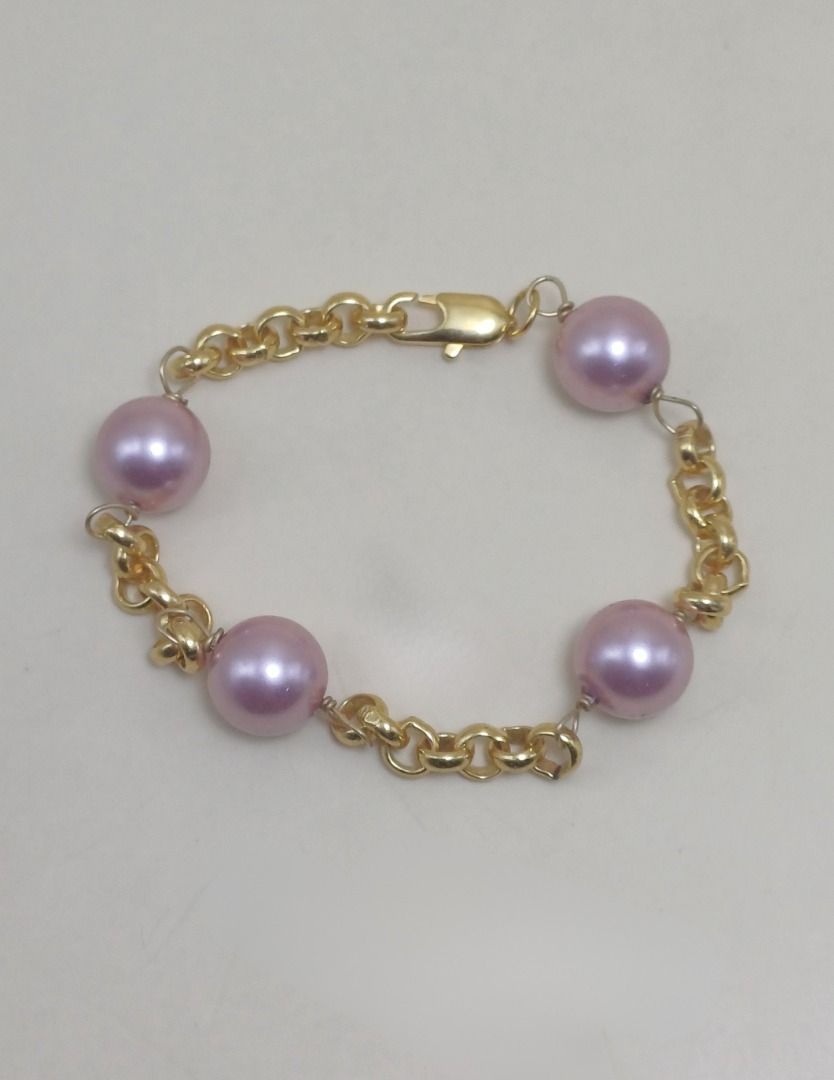 Bracelet 582 (Category: Bracelets) located in Cebu City. Submitted by tea_pr (Listing ID 1434400181, Image 1). Description: 1 pc. available Length (unclasped): 20.5 cm (approx.) RFS: Decluttering Delivery/shipping fee to be shouldered by buyer. Modes of payment: Gcash, PayPal, or online bank transfer.
