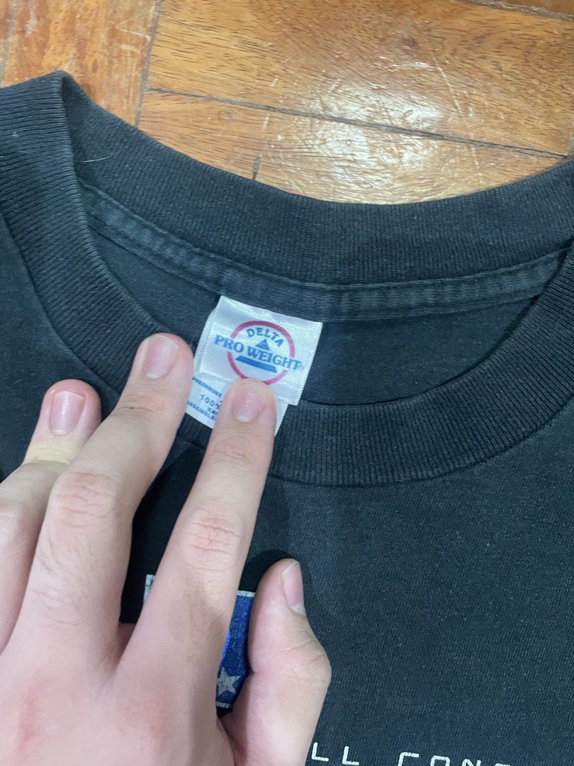 Carolina Panthers T-shirt (Category: Tshirts & Polo Shirts ) located in Quezon City. Submitted by declutter.studios (Listing ID 1434418847, Image 3). Description: WIDTH (PIT TO PIT): 23 LENGTH: 30.2 MINE - ₱[PRICE] ✨ NOTES: GOOD CONDITION ⚠️ FLAWS: minor pinhole 🚛 ADDITIONAL SHIPPING FEE 📩 MESSAGE ME FOR MORE DETAILS OR INQUIRIES!.