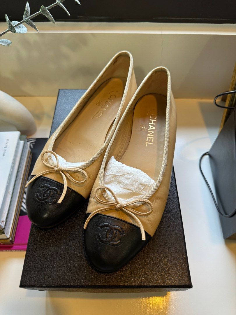 Chanel Ballerina Flats (Category: Flats & Sandals) located in Subic. Submitted by rdhlazar (Listing ID 1434464936, Image 1). Description: .