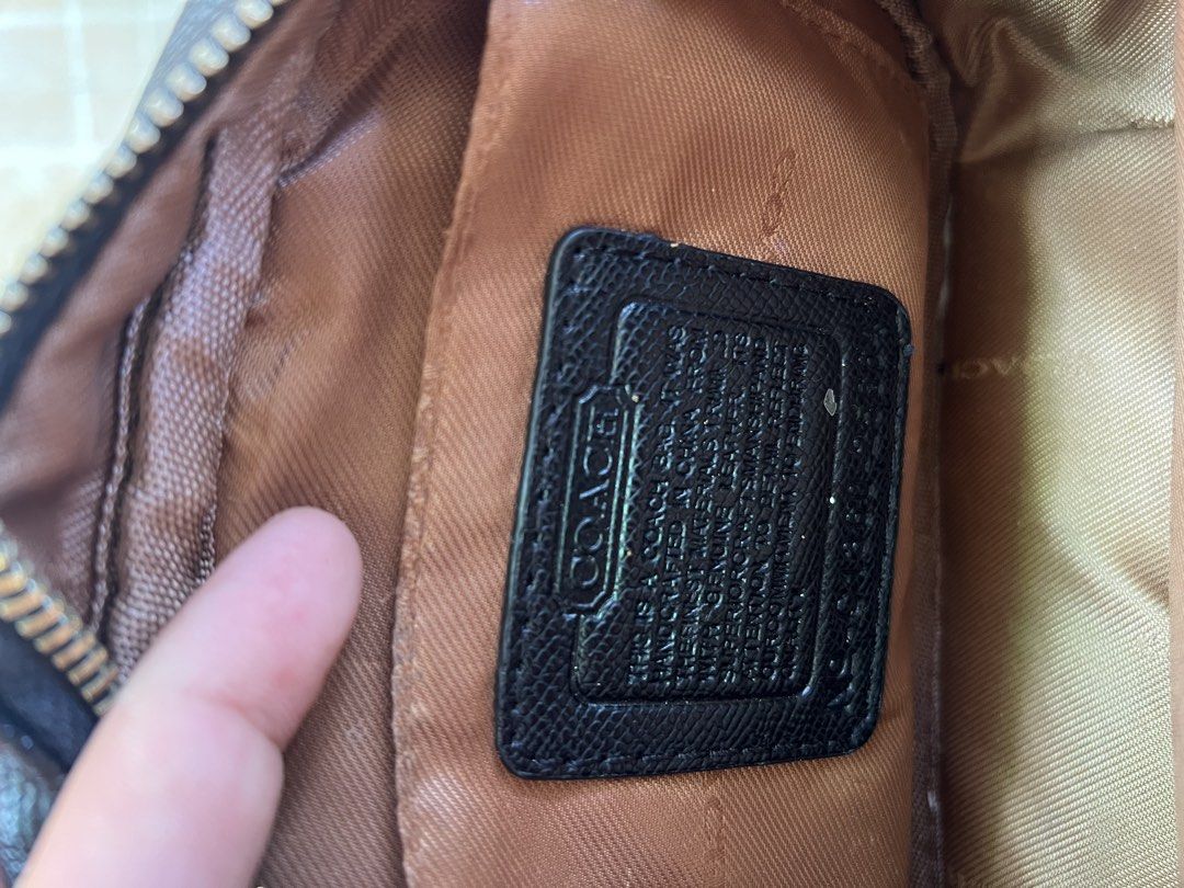 Coach Jamie Camera bag (Category: Camera Bags & Carriers) located in Cebu City. Submitted by gio_420 (Listing ID 1434410230, Image 3). Description: Coach Jamie Camera Crossbody Bag in Black .