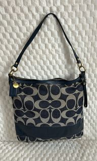 (Kategori: ) berada di . Dikirim oleh colfer (ID iklan 1434555037, Gambar 1). Deskripsi: .
