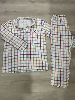 (Category: ) located in . Submitted by ecahcloset (Listing ID 1434396055, Image 1). Description: .