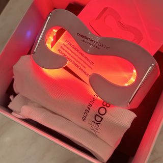 （分類：）位於 。 由 jenbear.901 提交（商品編號 1434507471，圖片 1）。簡介： 。
