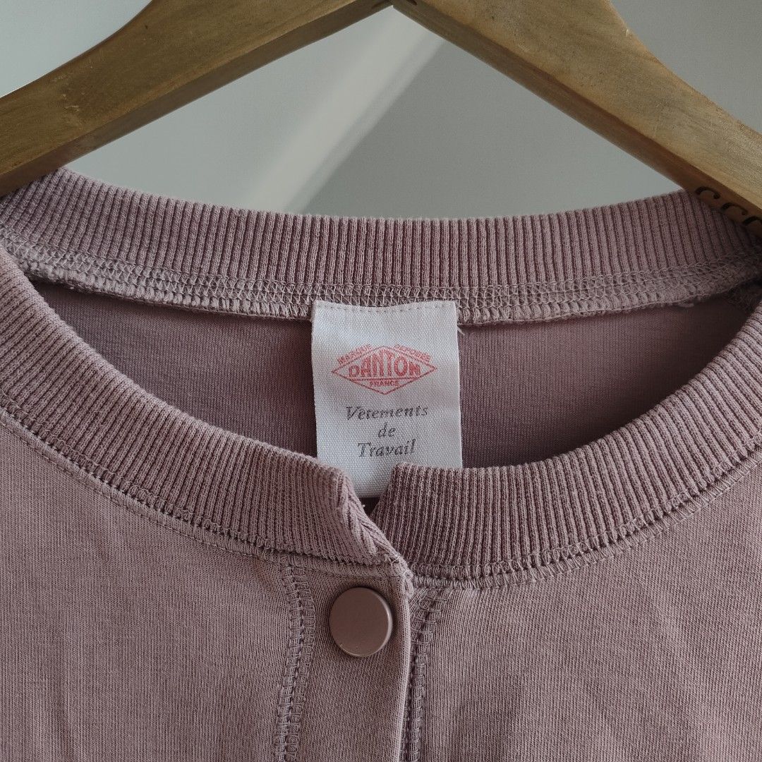 Danton Longsleeve Button Down (Category: Longsleeves) located in Quezon City. Submitted by imaginarythrifter (Listing ID 1434493959, Image 2). Description: Excellent Condition No flaws Ready to wear Measurement Width 20.8 Length 23 Slight negotiable Can ship Nationwide Shipping not included.