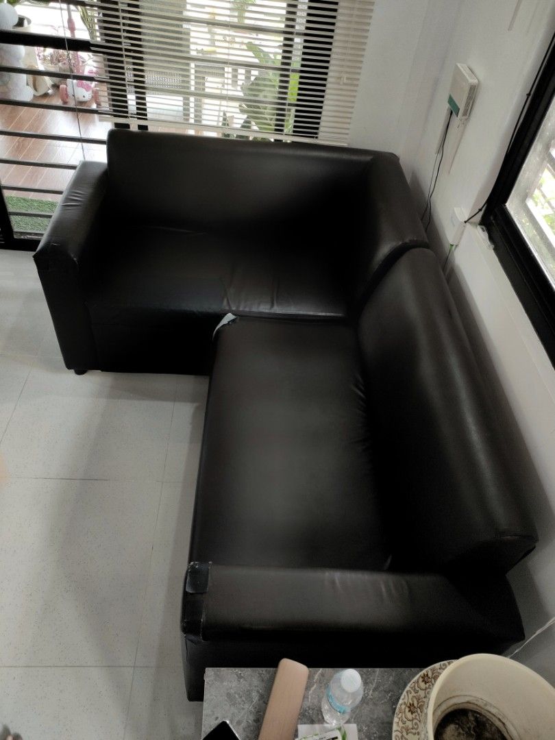 Black Brown 🤎 NEGO! (Category: Sofas) located in Manila. Submitted by thebigdeclutter (Listing ID 1434466827, Image 3). Description: ✅Original Price 15,000k ✅ Damaged niya lang is yung may mga tapal lang but the rest is good condition. RFS: May kapalit na bago, need na ideclatter ASAP..