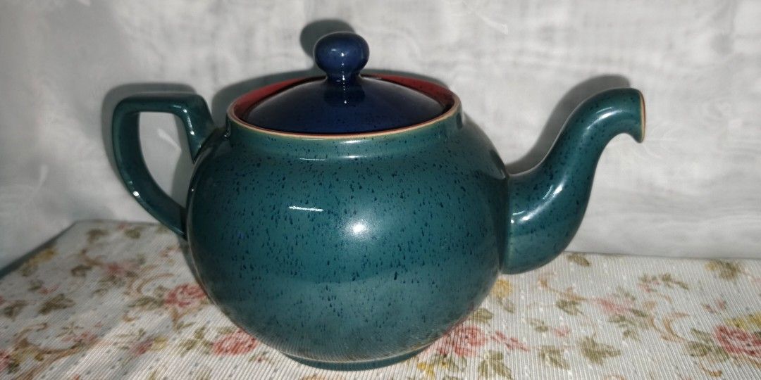 Denby harlequin large teapot (Category: Coffee & Tea Tableware) located in Polomolok. Submitted by dkljapansurplus (Listing ID 1434498243, Image 2). Description: Denby Harlequin large teapot Made in england from japan.