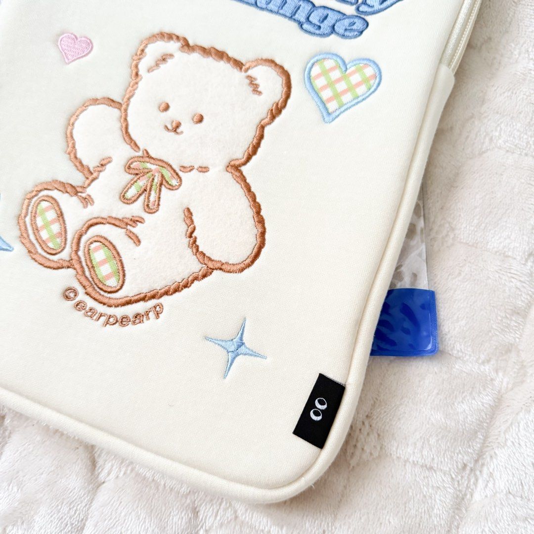 Earpearp Tablet / iPad Sleeve Pouch (11 inch) (Category: Cases & Sleeves) located in Antipolo. Submitted by rosywardrobe (Listing ID 1434442502, Image 3). Description: 🎀 MAKE READING A HABIT 🎀 • No order form, no reservation! • Strictly 1 day reservation • Payment first before order processing • No return, No exchange • Don’t make an offer if you’re not 100% sure • No shipping every weekends — PAYMENT CHANNELS — • GCash • Gotyme • Maya • BDO • 