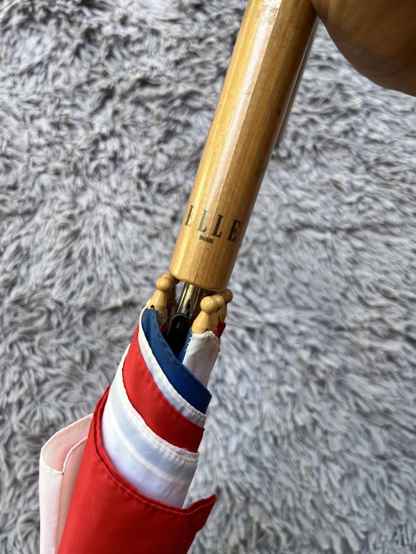 ELLE PARIS UMBRELLA (Category: Umbrellas) located in Dipolog. Submitted by janja2002 (Listing ID 1434452340, Image 3). Description: BRANDNEW DEADSTOCK.