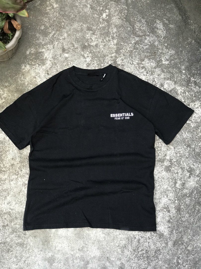 Essentials Fear of God Black T-shirt (Category: Tshirts & Polo Shirts ) located in Caloocan City. Submitted by srdnkrk_0 (Listing ID 1434480399, Image 3). Description: - Fear of God Essentials T-shirt - Black color - Features the Essentials logo on the front - Crew neck style - Made of cotton material - Brand new with tag -dimes 21x28.