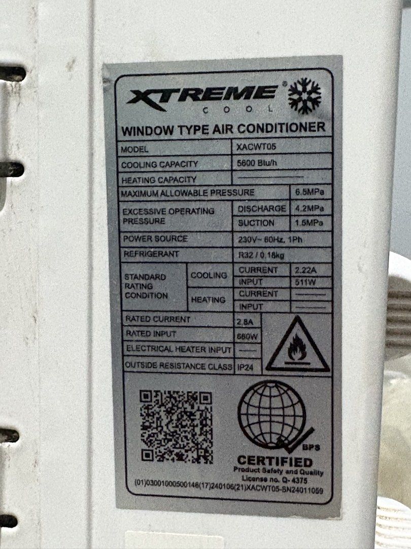 Everest 0.5HP Window Type Aircon | Malamig | Good Working Condition (Category: Air Conditioning and Heating) located in Manila. Submitted by patty_patts (Listing ID 1434511734, Image 3). Description: ❄️ Selling Everest Window Type Aircon (0.5 HP) ✅ 100% working condition ✅ Still cools very well ✅ Clean and well maintained ✅ Used only for 2 years ✅ Energy efficient — electricity bill usually around ₱2,500–₱3,000/month total household consumption w