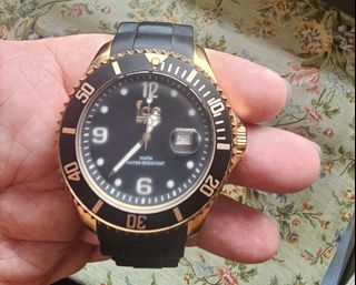 (Category: ) located in . Submitted by sold4good (Listing ID 1434434912, Image 1). Description: .