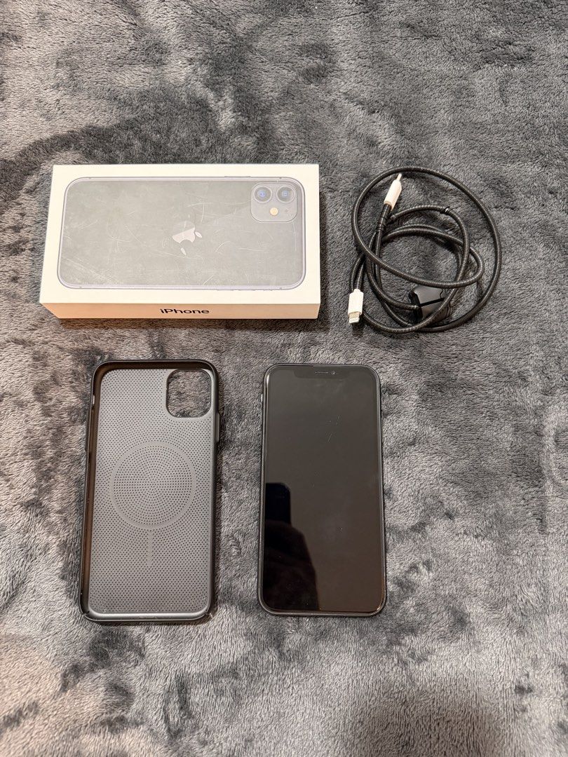 Iphone 11 | 64gb | Original Charger Cable | Box with Receipt (Category: iPhone 11 Series) located in Mandaluyong City. Submitted by wrastle (Listing ID 1434550299, Image 3). Description: Iphone 11 64gb Original Charger Cable With Box With Original Receipt Bought last October 2024 Battery Health: 84% RFS: Spare phone only for work. Used for Tiktok only. For sure buyers. 9.5k last price. Thanks!.