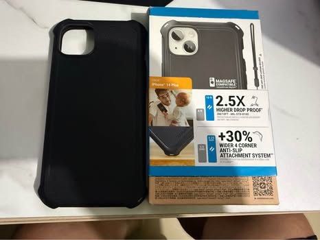 Iphone 14 plus cases (Category: Cases & Sleeves) located in Dasmarinas. Submitted by cholzkhie (Listing ID 1434601143, Image 2). Description: Selling preloved cases. Like new condition. Already upgraded phone so selling these branded cases. .