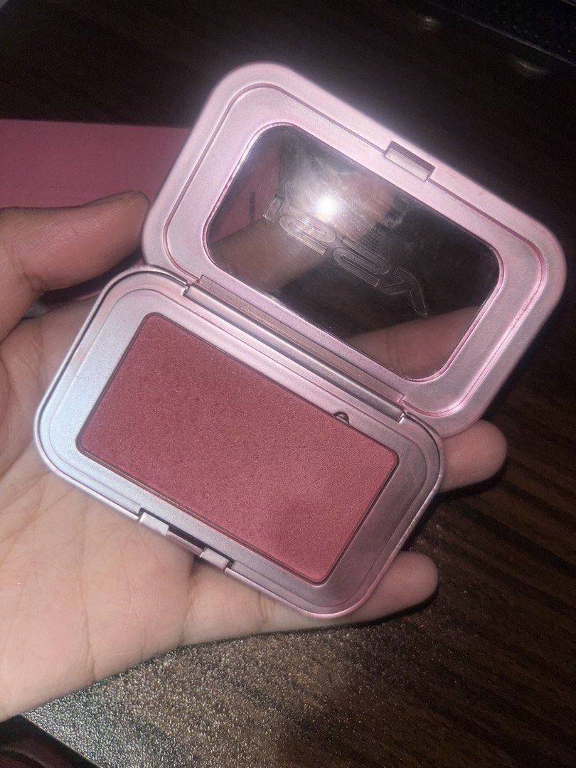 Issy Powder Blush COWGIRL (Category: Makeup) located in Manila. Submitted by dearestish (Listing ID 1434549803, Image 2). Description: RFS: shade doesn’t suit me 🥹 with BOX SDD only — payment first before shipment 📦 Meetup around UST only 📍.