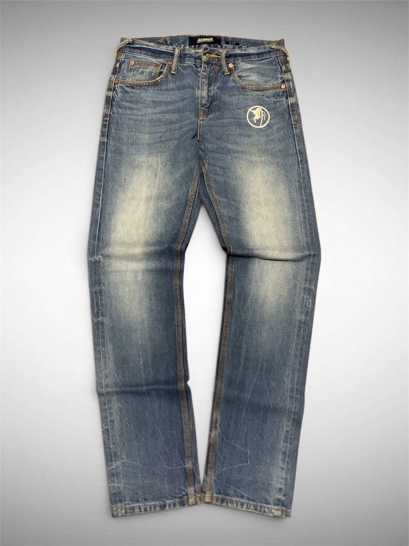 Jasonwood Slevedge Jeans (Category: Jeans) located in Mandaue City. Submitted by sinina.ceb (Listing ID 1434534339, Image 1). Description: Dimensions (inches) Waistline - 30 Length - 41 Thigh - 9 Leg hole - 6.5 Color rate - 9/10 Condition - 9/10 Issue: see pic 6 & 7 Payment - Maya Payment first / NO COD, COP J&T courier / SF charge to buyer ❗Delivery of orders to courier is on SATURDAY. •Color may vary due to lighting •Manage your expectations si