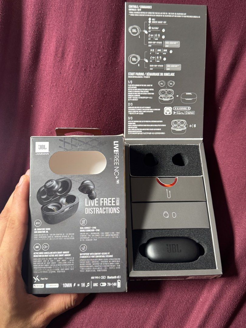 JBL Live Free NC+ TWS Earbuds (Category: Earphones) located in Pasay City. Submitted by vonigop (Listing ID 1434429867, Image 3). Description: CONNECTED SA APP PASAY PADALA GALING CANADA NEGO PA PO FOR DISPOSAL LANG HINDI NA GINAGAMIT.