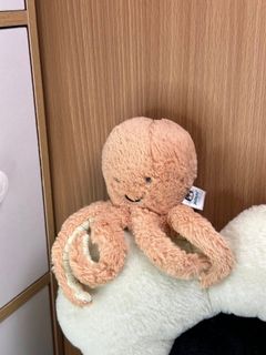 (Category: ) located in . Submitted by genie.fluff (Listing ID 1434594842, Image 1). Description: .