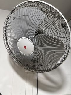 （分類：）位於 。 由 malishaw 提交（商品編號 1434515369，圖片 1）。簡介： 。