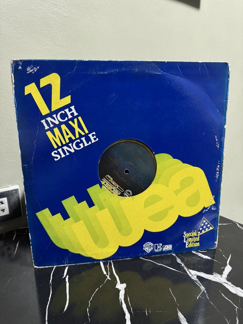 KEN LASZLO “TONIGHT” (SPECIAL LIMITED EDITION) (Category: Vinyls) located in Cainta. Submitted by e.collections (Listing ID 1434518078, Image 2). Description: Ken Laszlo “Tonight” 12-inch vinyl single Disc condition: VG Sleeve condition: good Made in the Philippines.