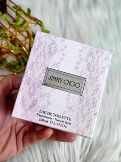 (Category: ) located in . Submitted by Perfume_finds (Listing ID 1434548038, Image 1). Description: .