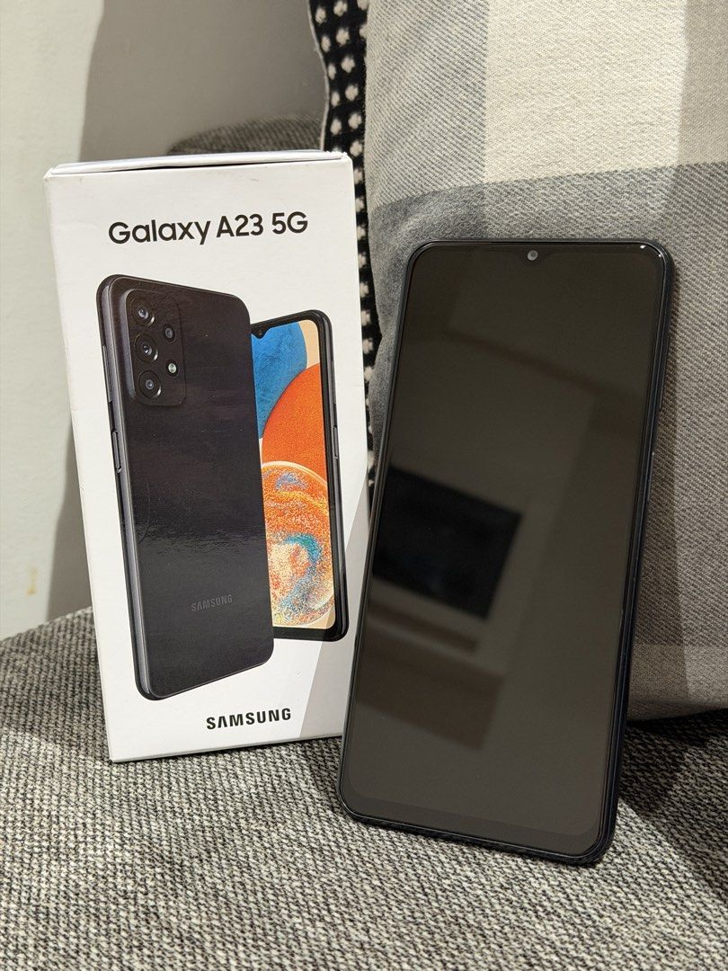 Like new! Samsung A23 5G black (Category: Samsung) located in Manila. Submitted by closetproject_kk (Listing ID 1434444484, Image 2). Description: Samsung Galaxy A23 5G (128GB, 6GB RAM) – almost brand new Opened but never used, still in pristine condition. Flawless condition, no scratches. ✔️ With original box ✔️ Free case included ❌ No charger 🔒 Globe-locked (can be unlocked) Smooth 5G performance, great for everyday use. RFS: Not being used Me