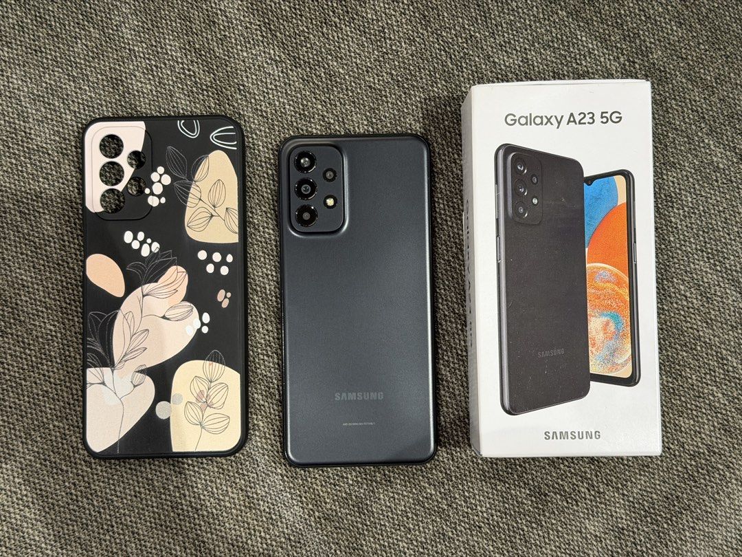Like new! Samsung A23 5G black (Category: Samsung) located in Manila. Submitted by closetproject_kk (Listing ID 1434444484, Image 1). Description: Samsung Galaxy A23 5G (128GB, 6GB RAM) – almost brand new Opened but never used, still in pristine condition. Flawless condition, no scratches. ✔️ With original box ✔️ Free case included ❌ No charger 🔒 Globe-locked (can be unlocked) Smooth 5G performance, great for everyday use. RFS: Not being used Me