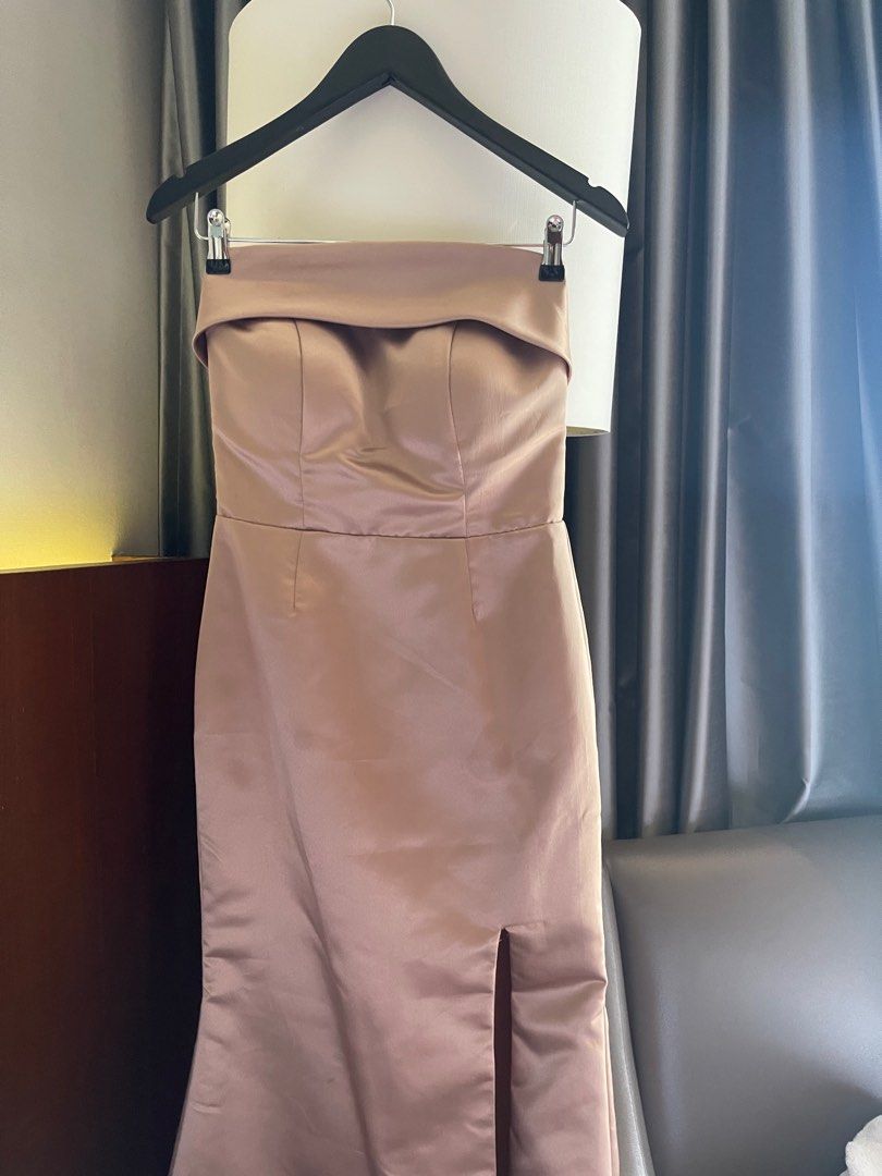 Long gown light brown (Category: Evening dresses & gowns) located in Quezon City. Submitted by booktt (Listing ID 1434405938, Image 3). Description: strapless gown featuring a fold-over band and a sultry skirt slit small to medium. for reference, can fit well for 5'2 bust 34 underbust 31 upperbust 33.5 figure 15.5 length 39.5 slit 15 hip 34 waist 28.5.
