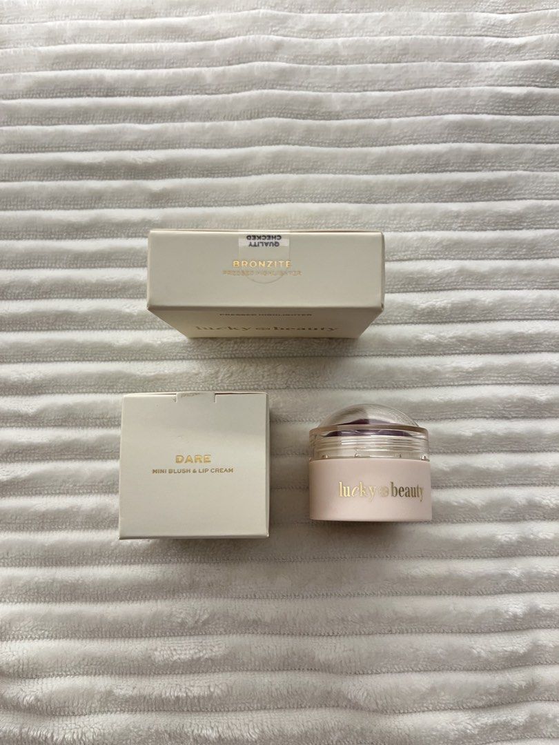 Lucky Beauty Highlighter & Mini Blush & Lip Cream (Category: Makeup) located in Manila. Submitted by cuteeebunnies27 (Listing ID 1434530308, Image 1). Description: ‼️ read full desc ❗️PRICES (negotiable, just bargain): lip and cheek cream: 200 pressed highlighter: 375 - includes lucky beauty press highlighter in BRONZITE and mini blush & lip cream im DARE - products are in original packaging. .
