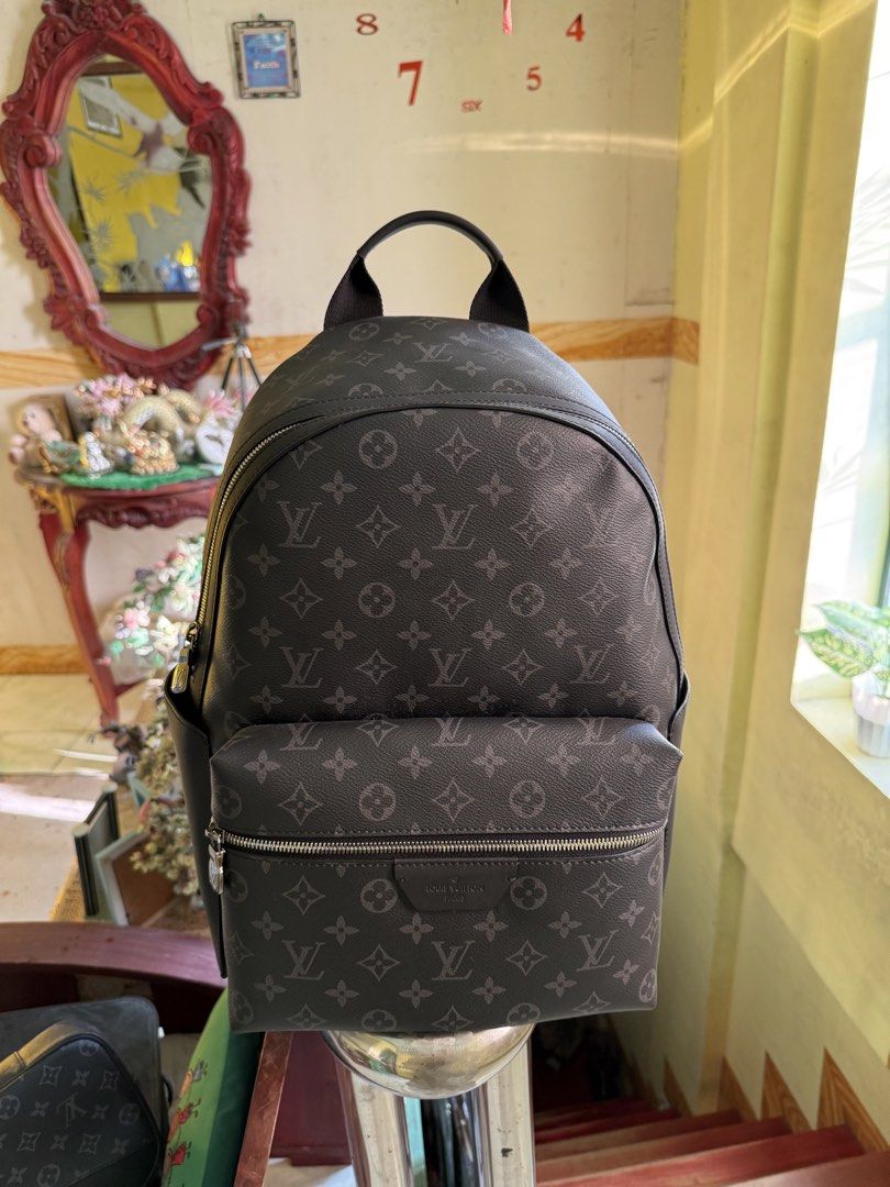 Lv discovery monogram eclipse bagpack (Category: Luxury Bags & Wallets) located in Cabuyao City. Submitted by girliecloset202434 (Listing ID 1434389380, Image 1). Description: Brand: Elvee Color: Black Material: Canvas, Leather Inclusion: Dustbag only Code: NFC (Microchipped) Condition: Never been used good ad new (natangal lang isang zipper pull pero pwede naman pa repair) NO RETURN NO EXCHANGE CONSIDERED AS SOLD! Last price upon request message