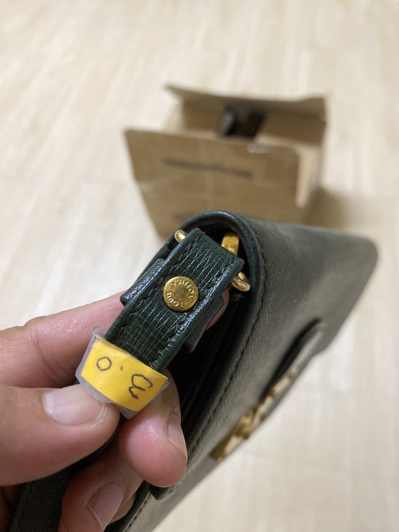 LV TAIGA CLUTCH BAG (Category: Luxury Bags & Wallets) located in Manila. Submitted by junejanuary (Listing ID 1434573493, Image 3). Description: -from Japan Surplus -Negotiable .