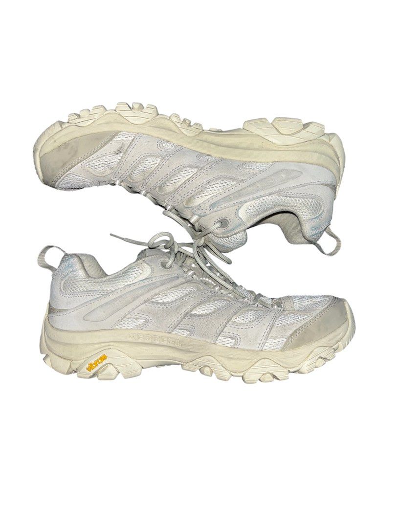 Merrell Moab 3 Oyster chalk (Category: Sneakers) located in San Pedro. Submitted by thethirdwear (Listing ID 1434417043, Image 2). Description: Merrell Moab 3 Oyster chalk hiking shoes Sizes 11.5 US 11 UK 48 EUR 29.5 CM Thrifted pair No box or receipt No heel drag or any Needs deep cleaning only Still in excellent to as new condition ₱1,500.