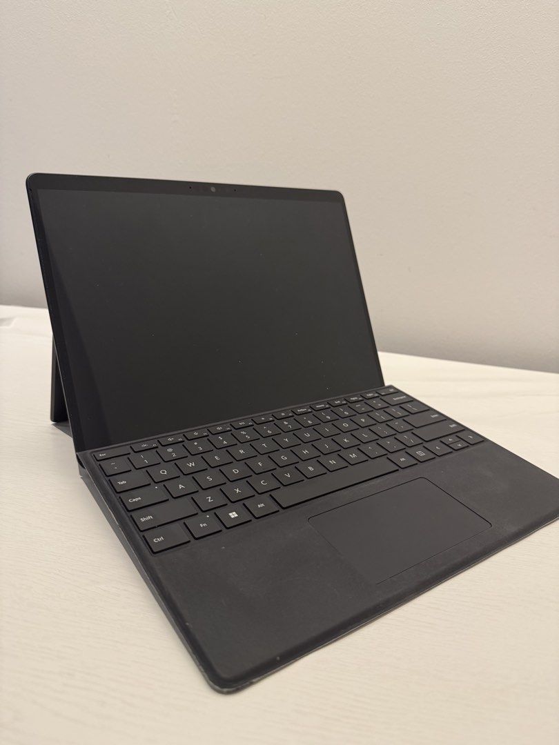 Microsoft Surface Pro 9 i7 256GB450816876616110080
