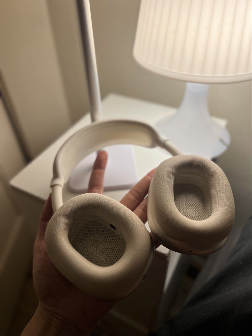 [MINT CONDITION] Airpods Max (Gen 2) - Starlight (Category: Headphones & Headsets) located in Manila. Submitted by jae.v (Listing ID 1434541544, Image 3). Description: RUSH SALE Airpods Max (Gen 2 / USB C) in Mint Condition. Rarely used (maybe once or twice) cos I have two airpods pro. Accessories included: Sleeve, charging cable, original box. RFS: Funding my dog’s chemotherapy treatment. .