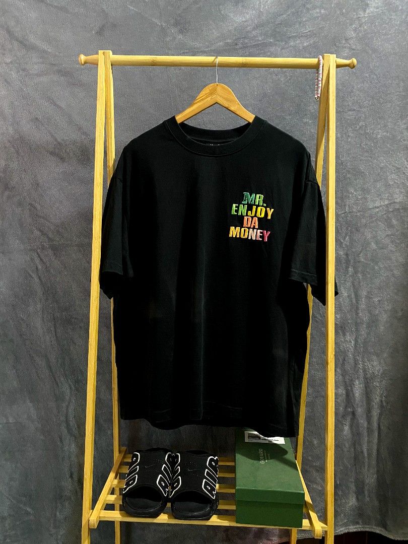 mr enjoy da money (Category: Tshirts & Polo Shirts ) located in Manila. Submitted by thriftopia.ph (Listing ID 1434399691, Image 2). Description: dimes : 24 by 28 colorrate : 9/10 condition : 9.8/10 issue : see last pic jobus nyo nalang.