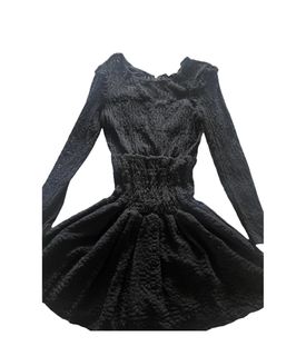 (Category: ) located in . Submitted by jtia_designer_luxury_fashion (Listing ID 1434398006, Image 1). Description: .