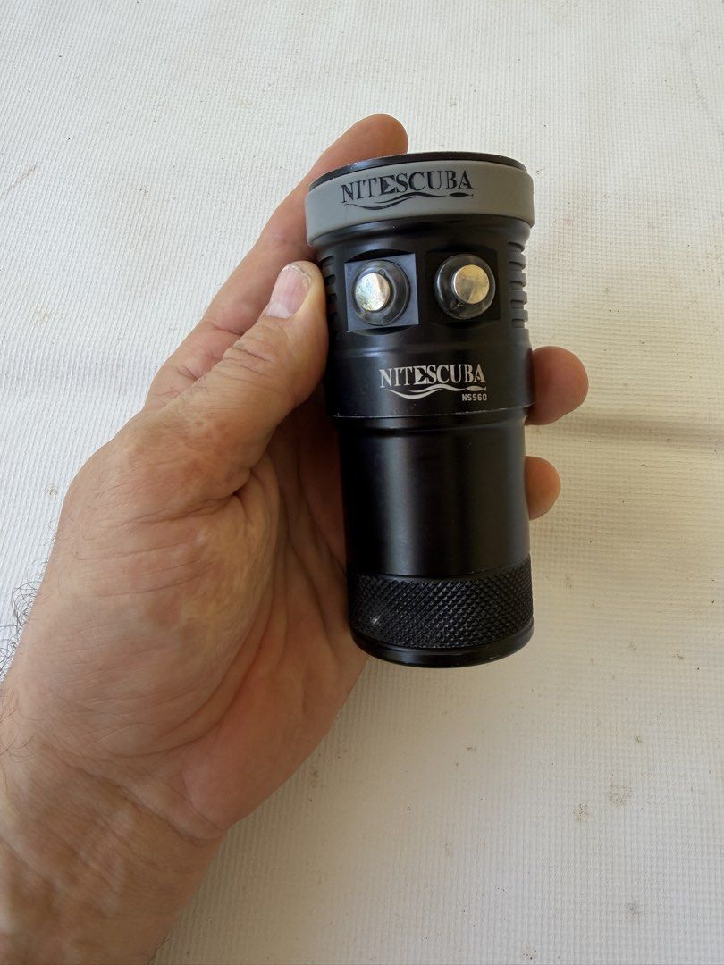 NITESCUBA NSS60 Multifunctional Underwater Video Light (Category: Lighting & Studio Equipment) located in Dumaguete. Submitted by andreysavin (Listing ID 1434392669, Image 3). Description: For underwater video and photo Nitescuba NSS60 (new version), used, like new, original case Payment Metrobank / BDO / Paypal FREE SHIPPING LBC / Phil post All my gears for sale https://bit.ly/42RbCdm Used, 100% working, good condition Specifications ========== 