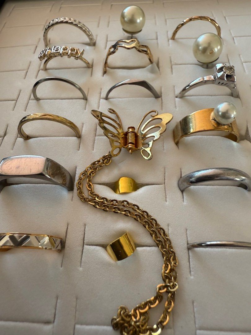 Old Rings (Category: Rings) located in Manila. Submitted by mindplanets (Listing ID 1434436738, Image 3). Description: 350 is for each ring / trinket used, pre-owned, vintage these are old rings , some may have tarnish, smudge, dirt, scratch etc-- .
