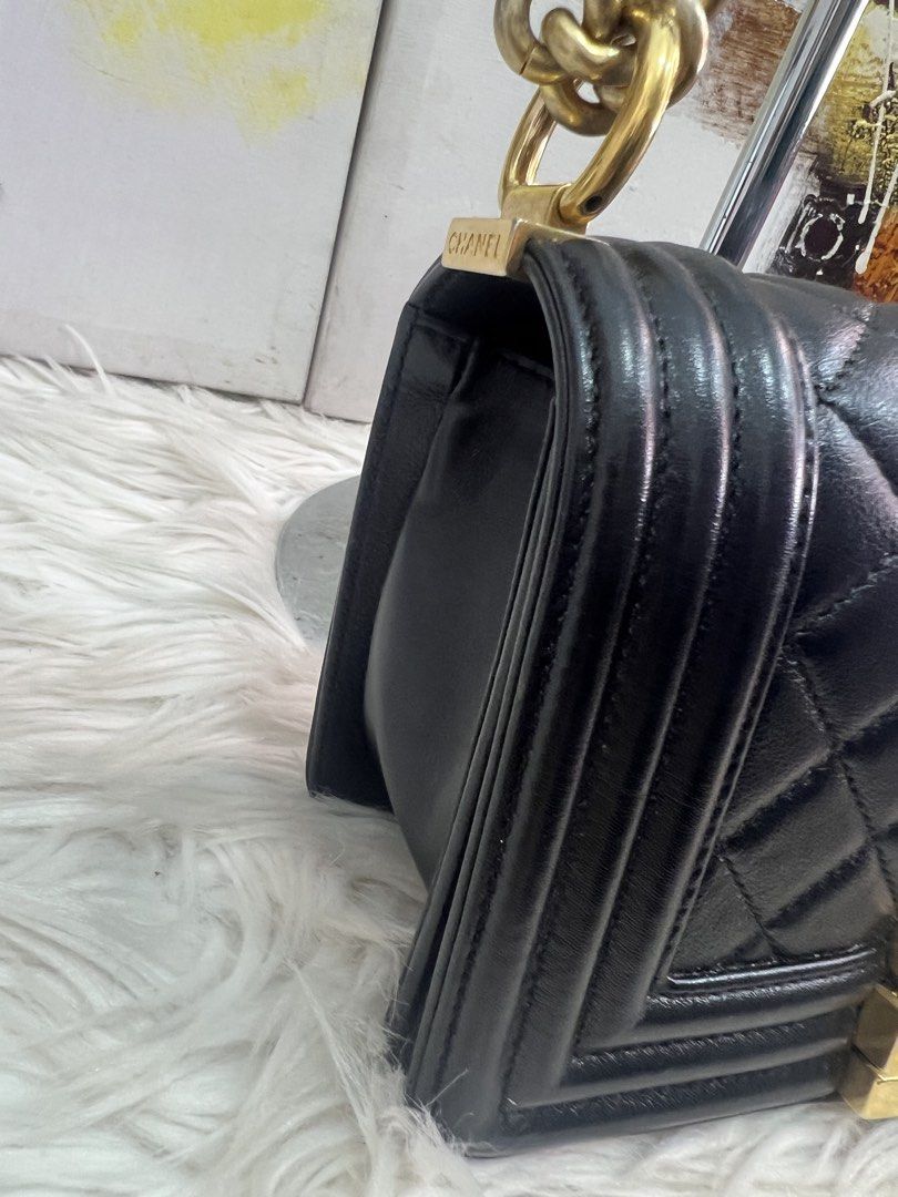 Original Chanel Leboy Small Lambskin (Category: Luxury Bags & Wallets) located in Paranaque City. Submitted by glenjonluxuryfinds2 (Listing ID 1434545038, Image 3). Description: With LG Provided Dustbag Series 20.