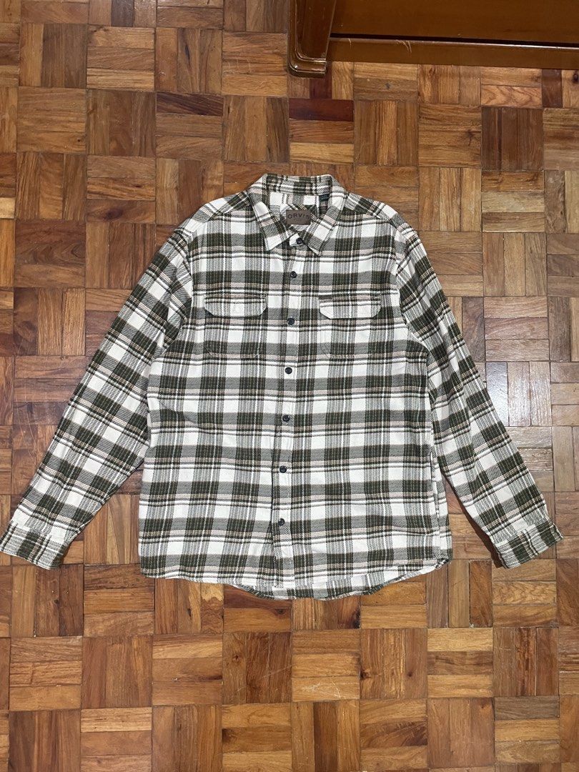 Orvis Long Sleeve Polo/Jacket (Category: Tshirts & Polo Shirts ) located in Quezon City. Submitted by declutter.studios (Listing ID 1434420836, Image 1). Description: WIDTH (PIT TO PIT): 21.5 LENGTH: 31 FRONT 32 BACK MINE - ₱[PRICE] ✨ NOTES: PRISTINE CONDITION, THICK FABRIC ⚠️ FLAWS: NONE 🚛 ADDITIONAL SHIPPING FEE 📩 MESSAGE ME FOR MORE DETAILS OR INQUIRIES!.