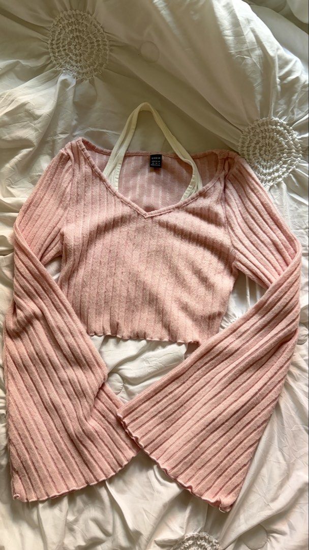 Pink Long sleeve (Category: Others Tops) located in Quezon City. Submitted by luvs4chi (Listing ID 1434474801, Image 1). Description: .