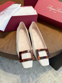 (Category: ) located in . Submitted by comfyshoe (Listing ID 1434597854, Image 1). Description: .