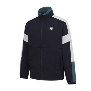 (Category: ) located in . Submitted by wear.next (Listing ID 1434433246, Image 1). Description: .