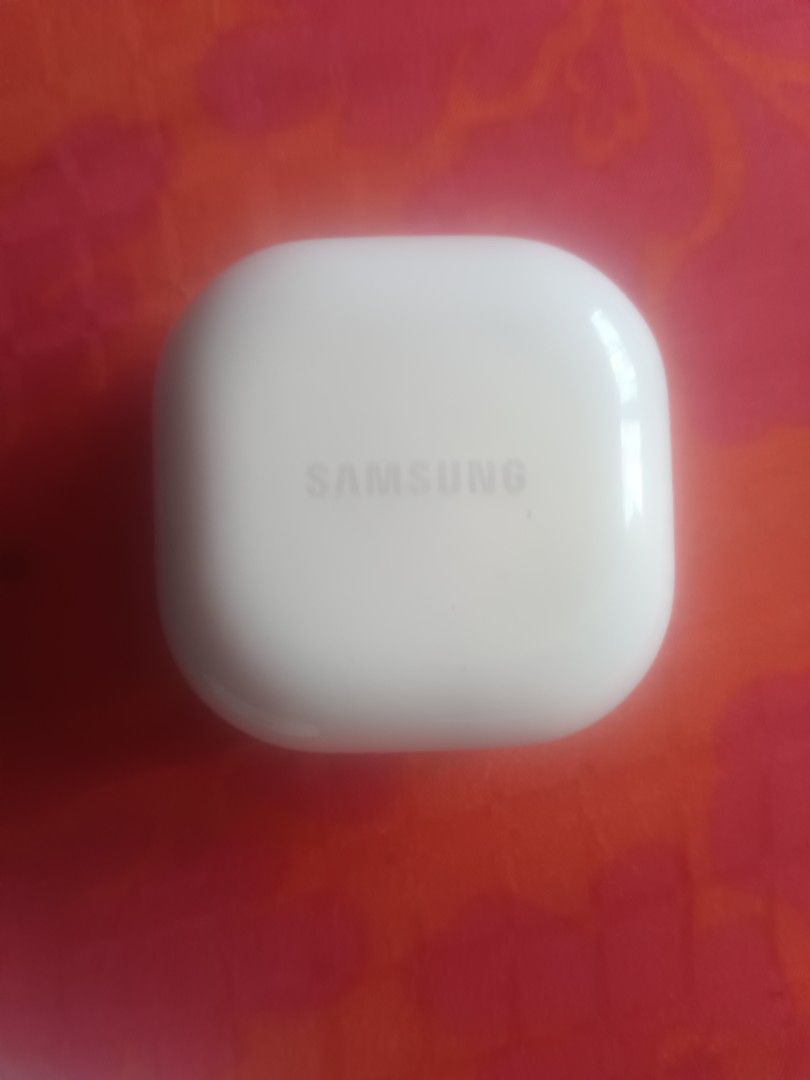 Samsung Earbud Charging Case - White437630240503244801