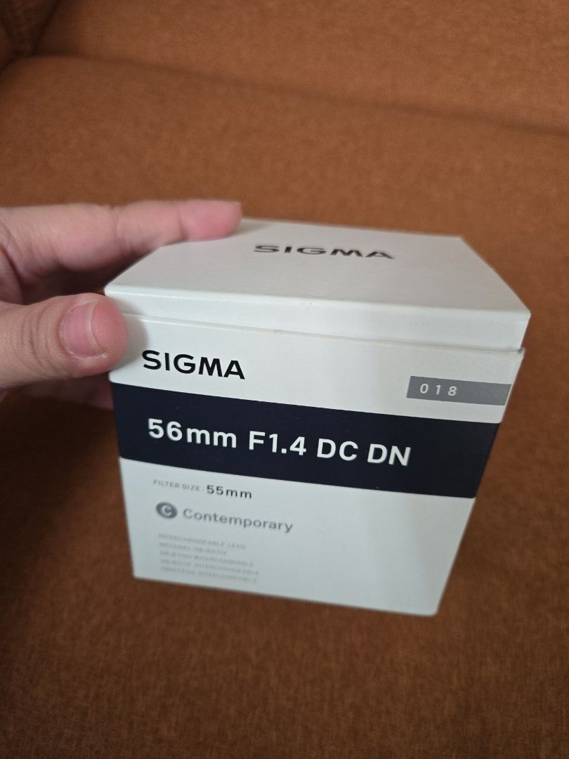 Sigma 56mm F.14 - CANON RF (Category: Lens & Kits) located in Las Pinas. Submitted by kthlndrm (Listing ID 1434392154, Image 1). Description: with box sigma 56mm 1.4 for canon rf well kept in dry cabinet.