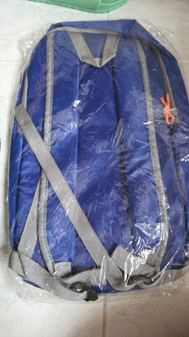 Small Backpack (Category: Backpacks) located in Singapore. Submitted by sallyfans (Listing ID 1434466818, Image 2). Description: -Same design as the small backpack from Decathlon - A good buy if you don't mind the AIG branding -40cm x 26 cm - Additional $1.50 for normal mail postage - Paynow or Paylah .