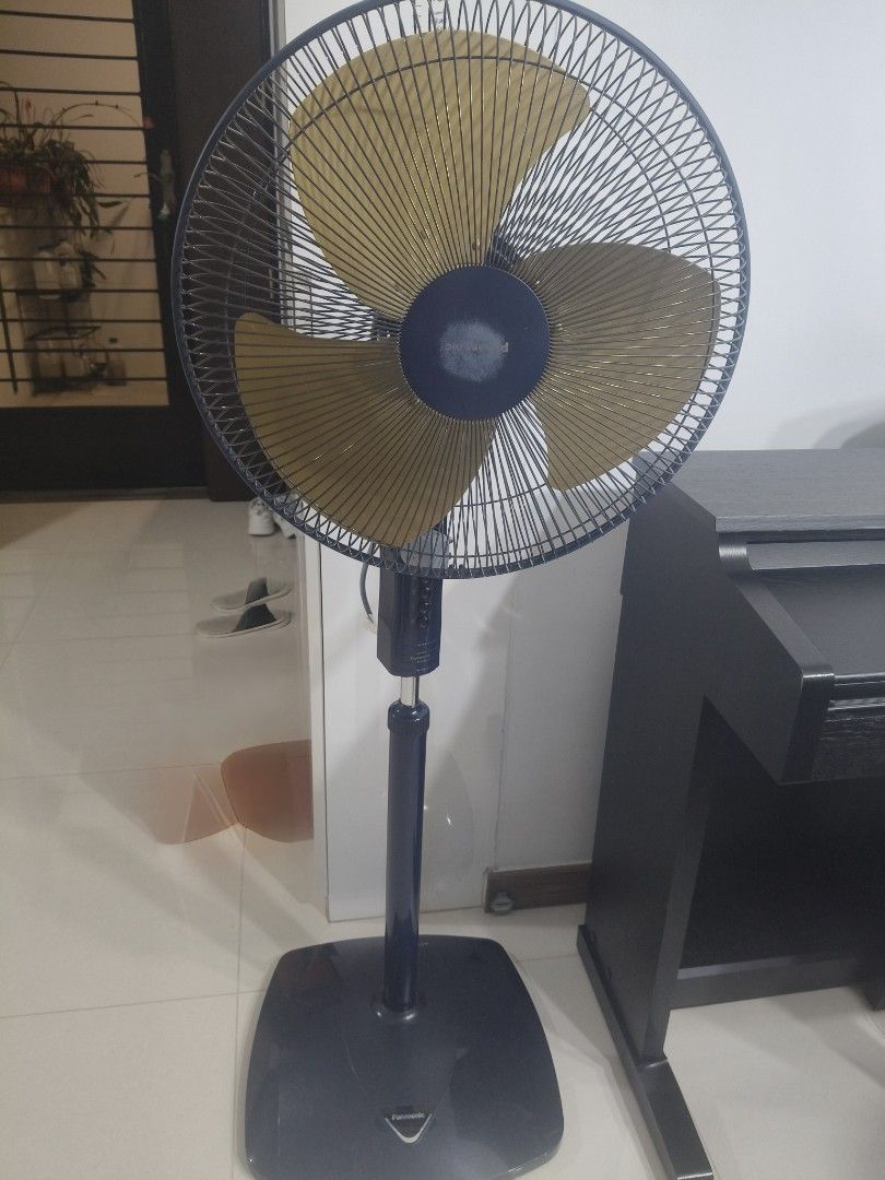 Standing Fan