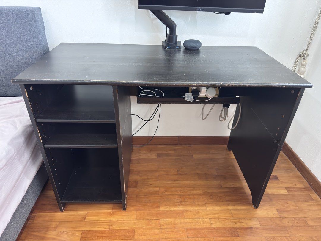 Study Table (Category: Tables & Sets) located in Singapore. Submitted by george9 (Listing ID 1434601068, Image 3). Description: Free study table with cable management rack behind, and 3 storage areas. Solid table, was still self using until recently upgrade. Giving away the table for free (the monitor etc in the photo are for illustration, not included). Self pick up in Orchard area. First pick up first serve..